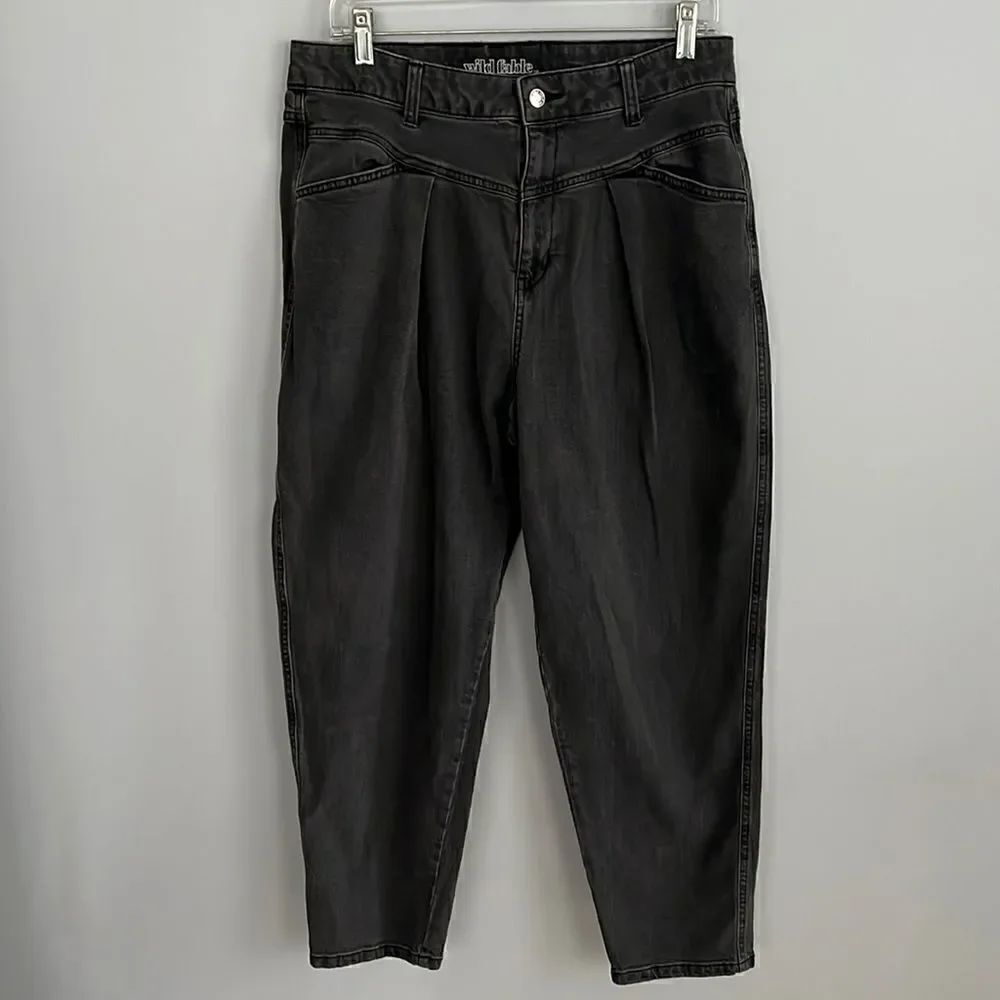 Wild fable women’s size 12 black high rise ankle mom jeans